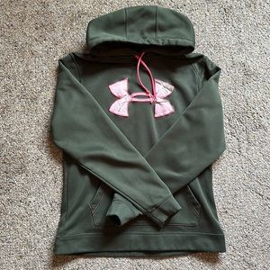 Under Armour sweatshirt